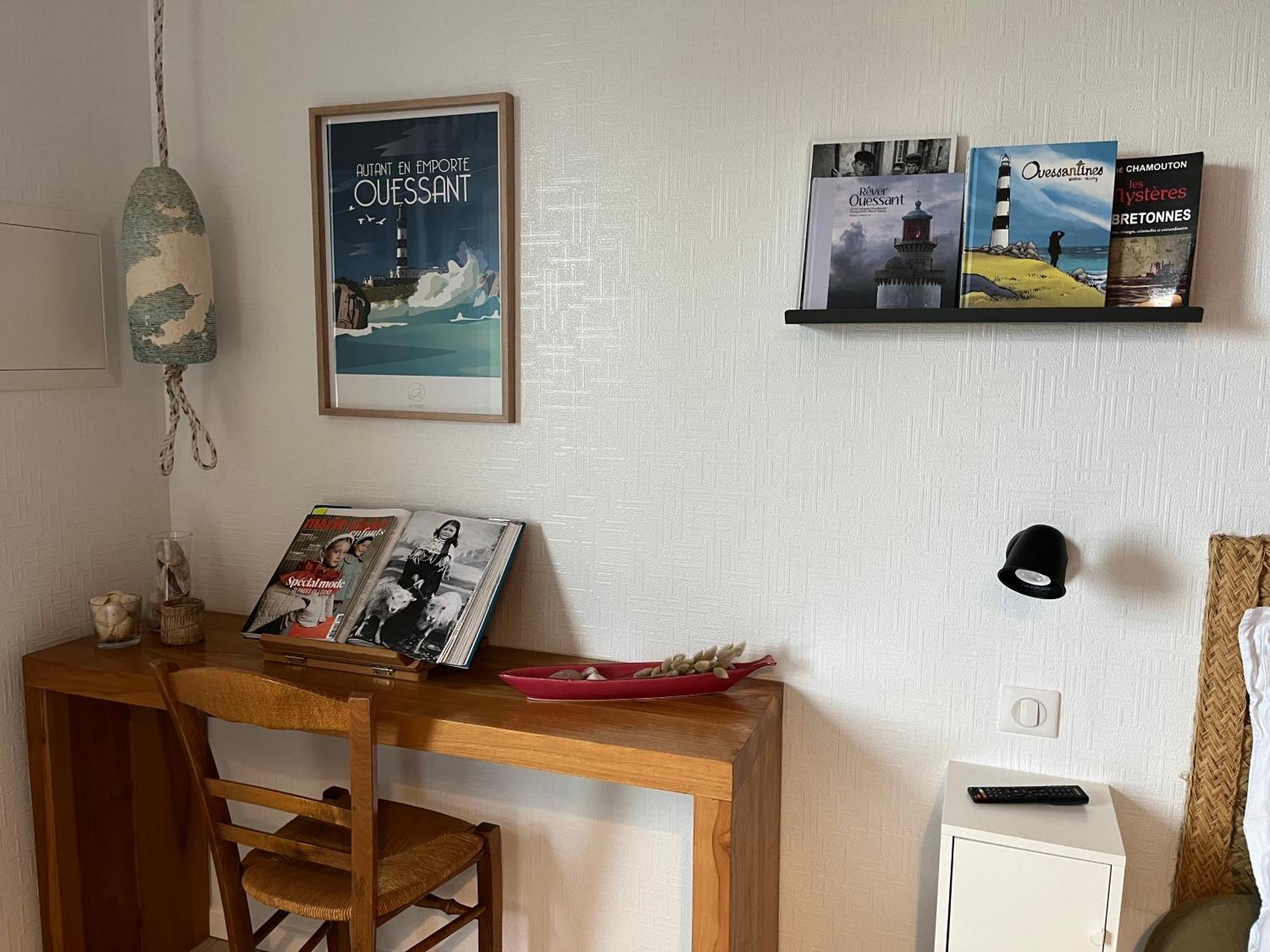 Bed and Breakfast L'Atelier De Mezareun Ushant Esterno foto