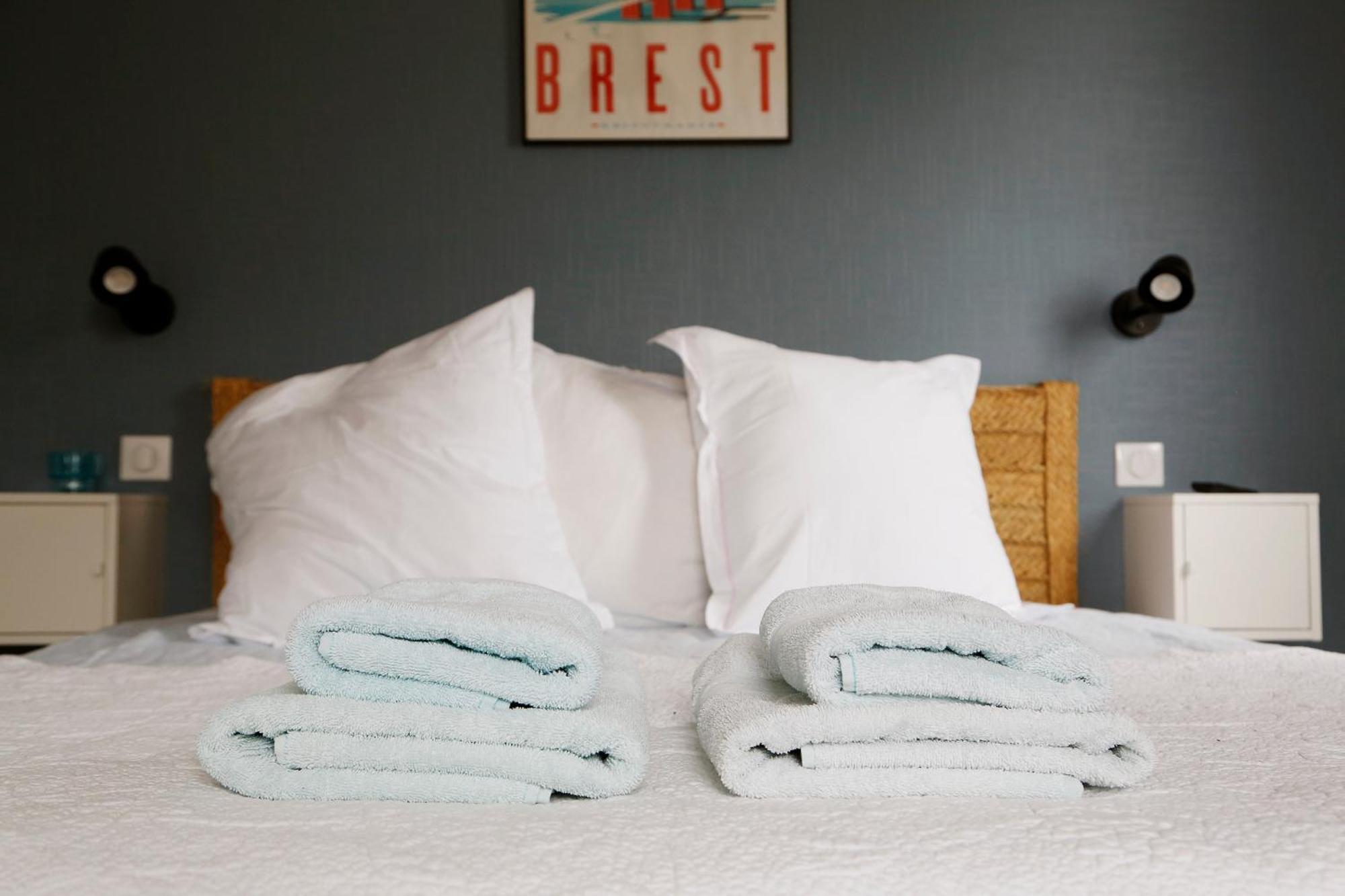 Bed and Breakfast L'Atelier De Mezareun Ushant Esterno foto