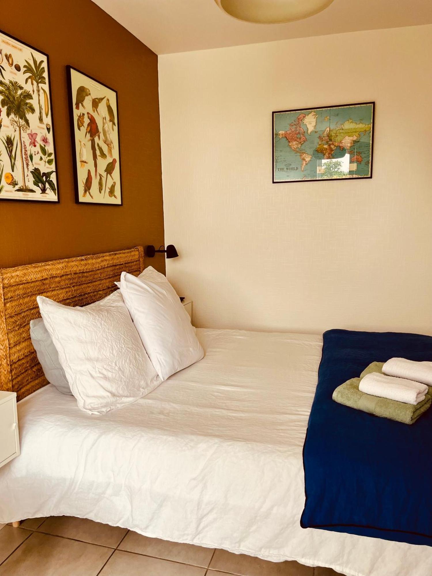 Bed and Breakfast L'Atelier De Mezareun Ushant Esterno foto