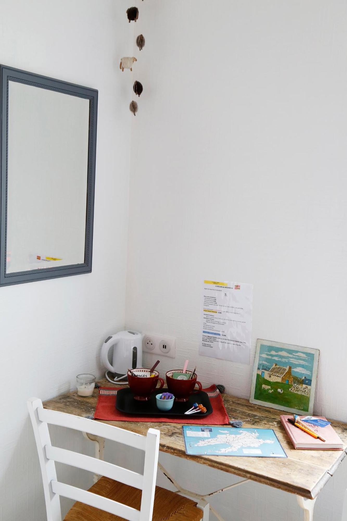 Bed and Breakfast L'Atelier De Mezareun Ushant Esterno foto