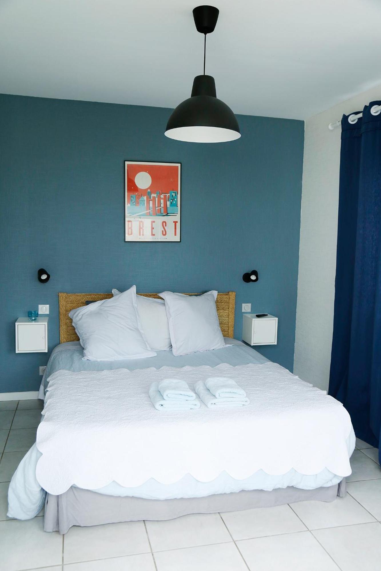 Bed and Breakfast L'Atelier De Mezareun Ushant Esterno foto